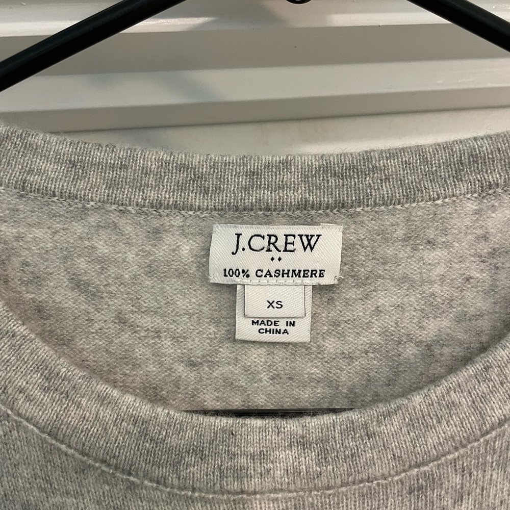 J Crew gray cashmere sweater - Picture 2 of 3